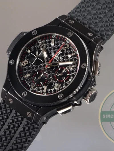 Replica Hublot Big Bang Chronograph Carbon Black Dial - Swiss-Made Clone Watch