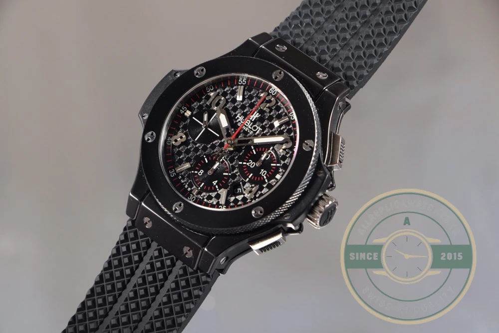 Replica Hublot Big Bang Chronograph Carbon Black Dial - Swiss-Made Clone Watch