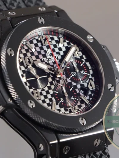 Replica Hublot Big Bang Chronograph Carbon Black Dial - 1:1 Swiss Replica Watch