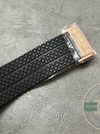 Replica Hublot Big Bang Men Automatic Black Rubber 301.PB.131.RX - Luxury Replica Watch