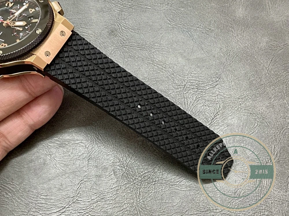 Replica Hublot Big Bang Men Automatic Black Rubber 301.PB.131.RX - Luxury Replica Watch