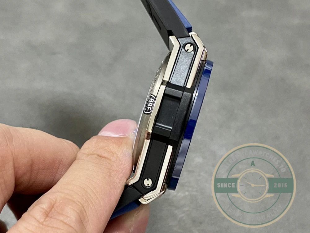 Replica Hublot Big Bang Series 421.NL.5170.RX 44mm Blue Rubber - Factory Super Clone Watch