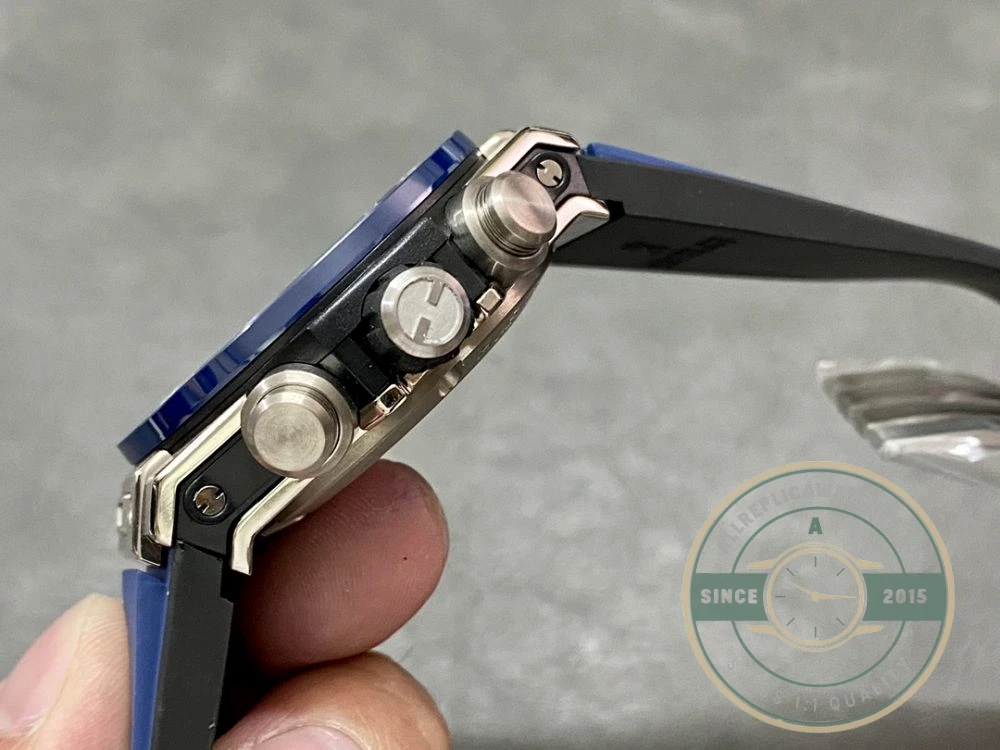 Replica Hublot Big Bang Series 421.NL.5170.RX 44mm Blue Rubber - High-Grade Replica Watch