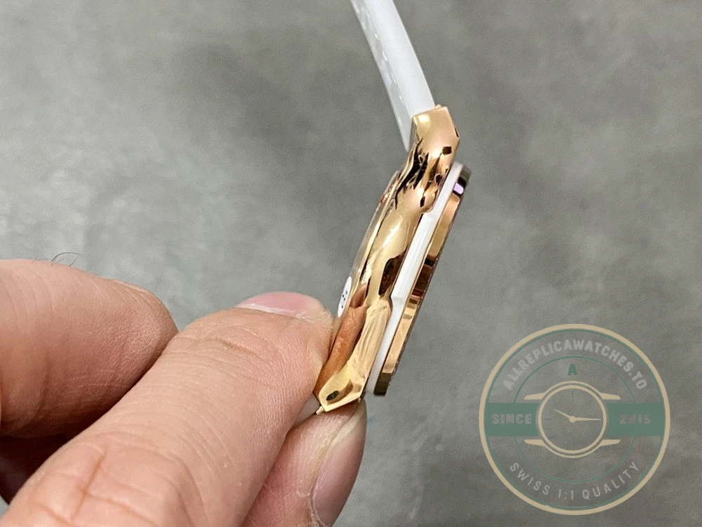 Replica Hublot Classic Fusion 33mm Gold 581.OE.2080.LR.1204 - 1:1 Swiss Replica Watch