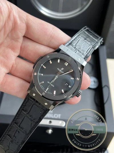 Replica Hublot Classic Fusion 42mm 542.CM.1171.RX - Budget Luxury Replica Watch