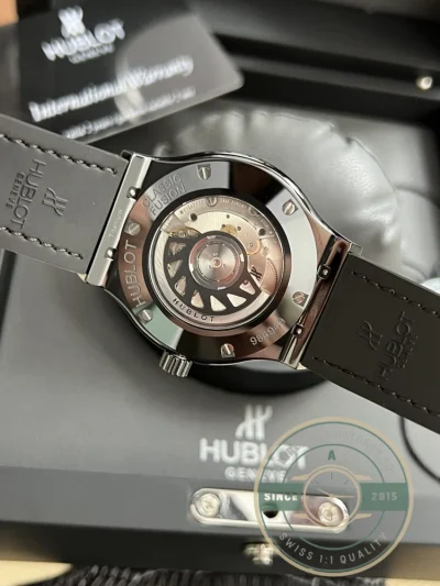 Replica Hublot Classic Fusion 542.CM.1770.RX 42mm Carbon Dial - High-Grade Replica Watch