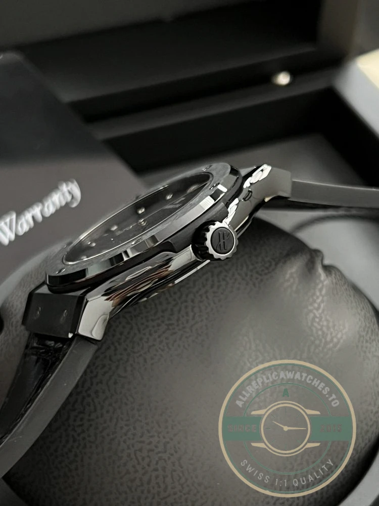 Replica Hublot Classic Fusion 542.CM.1770.RX 42mm Carbon Dial - Budget Luxury Replica Watch