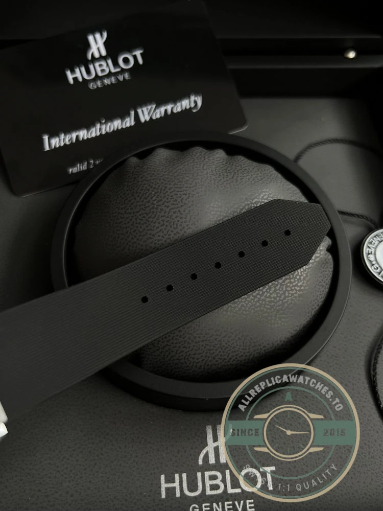 Replica Hublot Classic Fusion 542.CO.1780.RX 42mm Carbon Dial - Budget Luxury Replica Watch