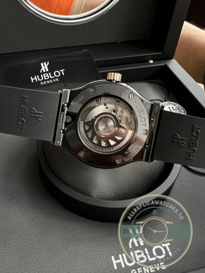 Replica Hublot Classic Fusion 542.CO.1780.RX 42mm Carbon Dial - Premium Super Clone Watch