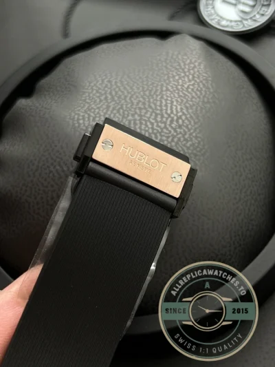 Replica Hublot Classic Fusion 542.CO.1780.RX 42mm Carbon Dial - Swiss Movement Replica Watch