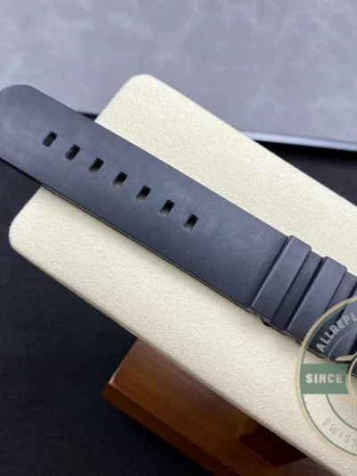 Replica IWC Aquatimer Automatic 2000 Edition Los Roques IW358004 - Affordable Luxury Replica Timepiece