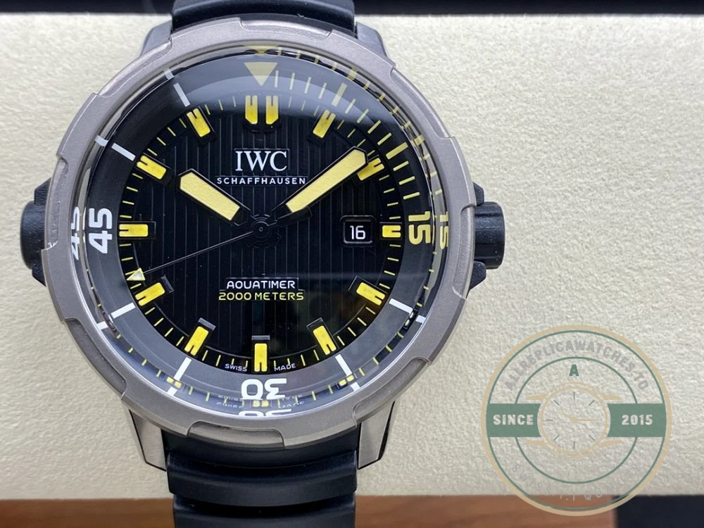 Replica IWC Aquatimer Automatic 2000 IW358001 - Luxury Replica Watch