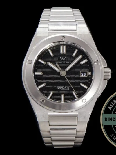 Replica IWC Ingenieur 40mm MY9015 Black Dial - Swiss Movement Replica Watch