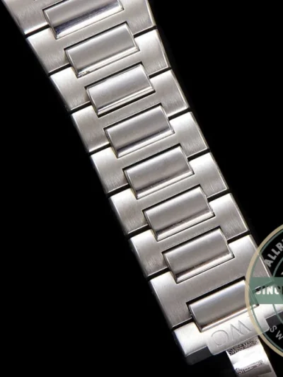 Replica IWC Ingenieur 40mm MY9015 Black Dial - High-Grade Replica Watch