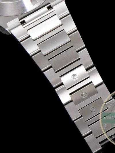 Replica IWC Ingenieur 40mm MY9015 Black Dial - Top-Tier Swiss Replica Watch
