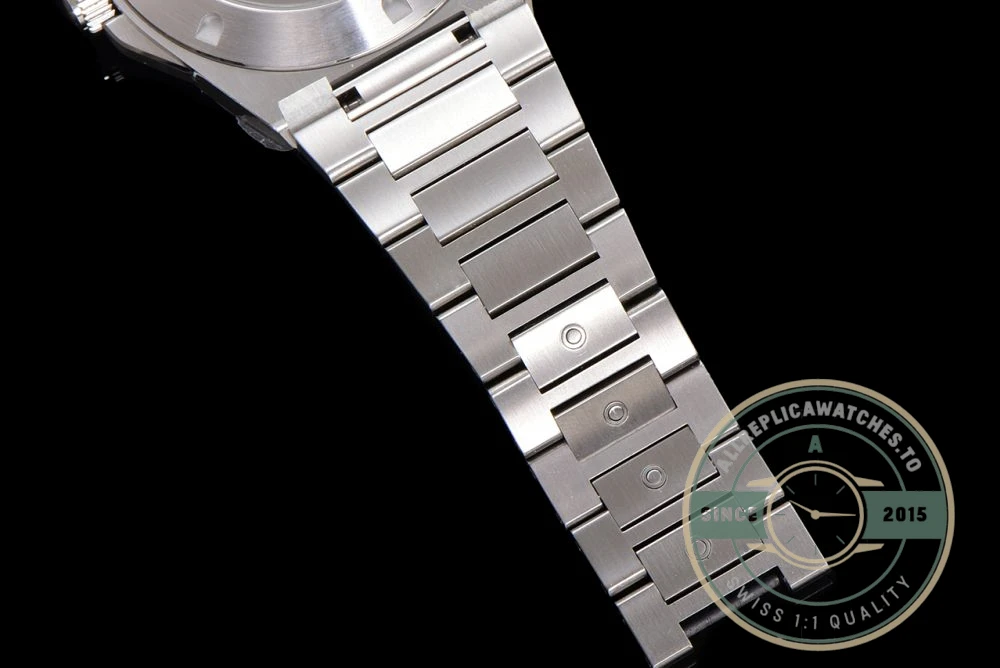 Replica IWC Ingenieur 40mm MY9015 Black Dial - Top-Tier Swiss Replica Watch