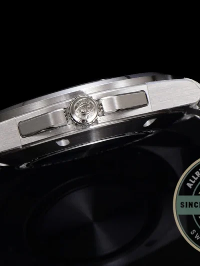Replica IWC Ingenieur 40mm MY9015 Black Dial - Affordable Super Clone Watch