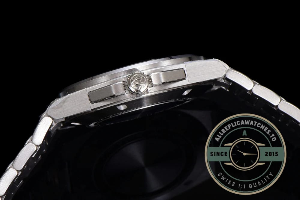 Replica IWC Ingenieur 40mm MY9015 Black Dial - Affordable Super Clone Watch