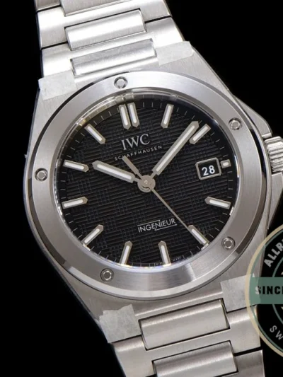 Replica IWC Ingenieur 40mm MY9015 Black Dial - Best Quality Replica Watch