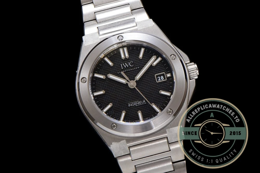 Replica IWC Ingenieur 40mm MY9015 Black Dial - Best Quality Replica Watch
