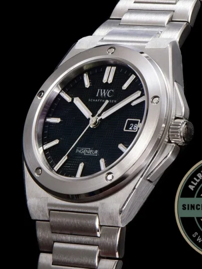 Replica IWC Ingenieur 40mm MY9015 Black Dial - Swiss-Made Clone Watch