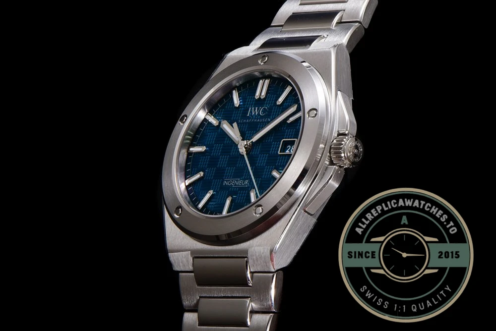 Replica IWC Ingenieur 40mm MY9015 Blue Dial - Top-Tier Swiss Replica Watch