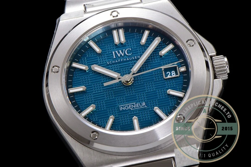 Replica IWC Ingenieur 40mm MY9015 Blue Dial - Swiss-Made Clone Watch