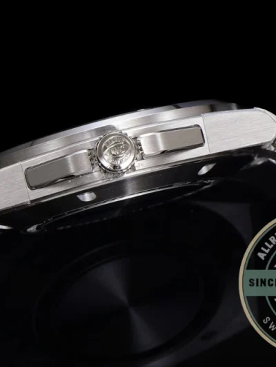 Replica IWC Ingenieur 40mm MY9015 White Dial - Swiss-Made Clone Watch