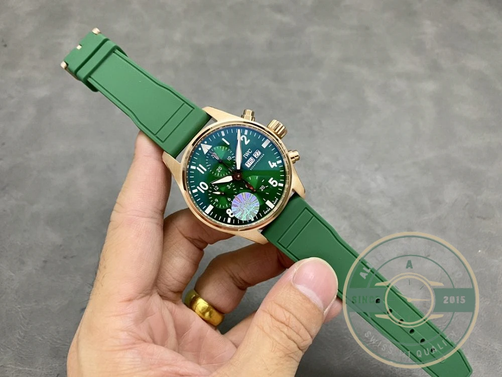 Replica IWC Pilot’s Chronograph IW388110 43mm - Top-Tier Swiss Replica Watch