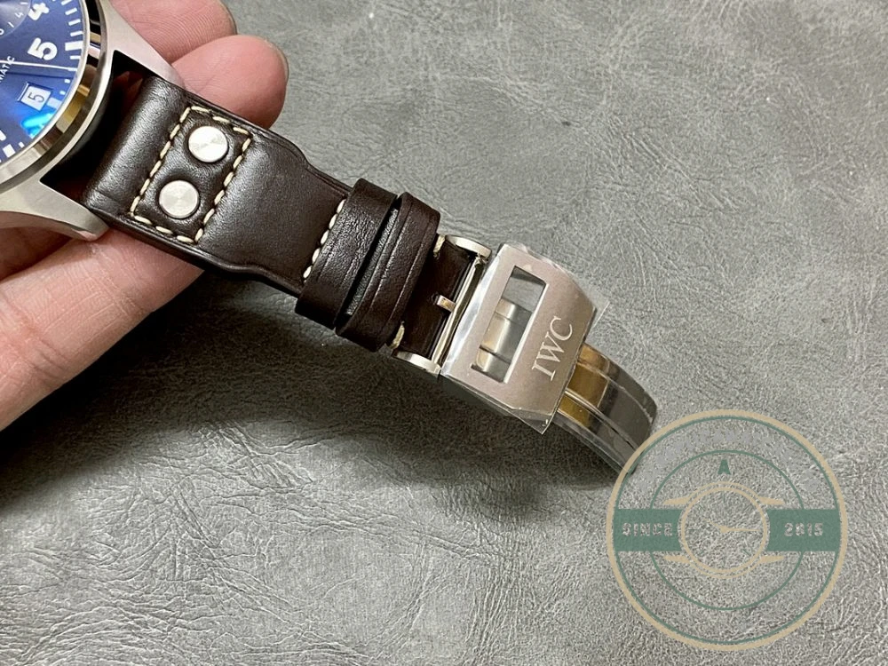 Replica IWC Pilot’s IW501002 46mm - Luxury Replica Watch