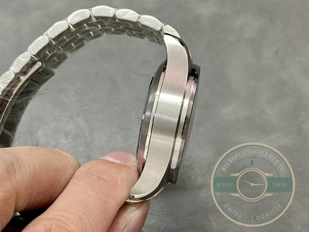 Replica IWC Pilot’s Watch Chronograph IW377710 43mm - Swiss-Made Clone Watch