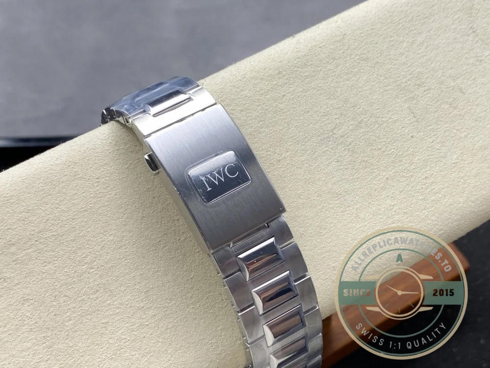 Replica IWC Portugieser Automatic IW501702 42.4mm - Top-Tier Swiss Replica Watch