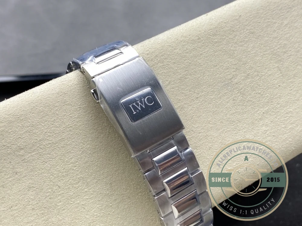 Replica IWC Portuguese series IW501704 42.4mm - 1:1 Swiss Replica Watch