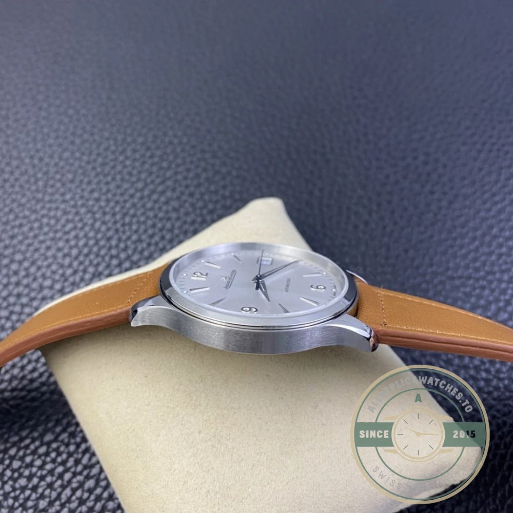 Replica Jaeger-LeCoultre Master Control 1548420, 39mm - Top-Tier Swiss Replica Watch