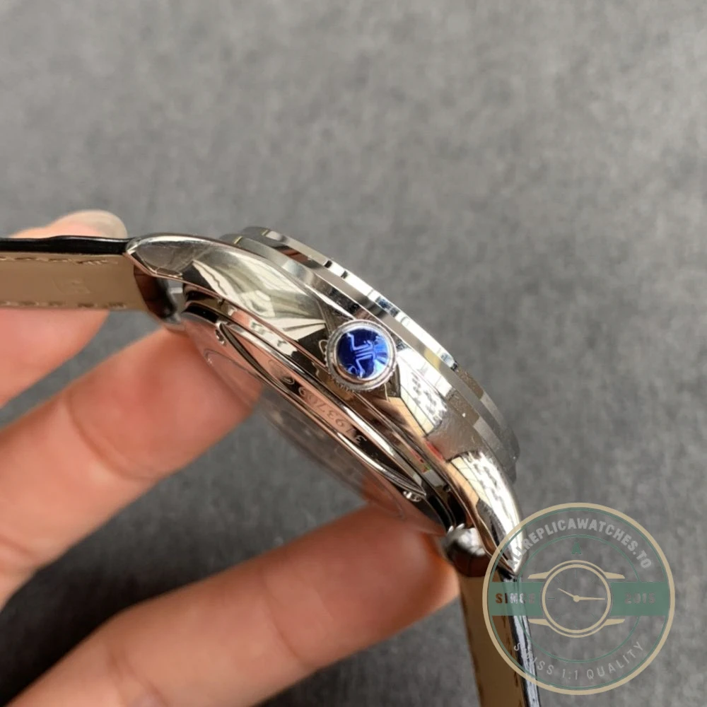 Replica Jaeger-LeCoultre Master Ultra Thin 39mm Black Dial - Affordable Super Clone Watch
