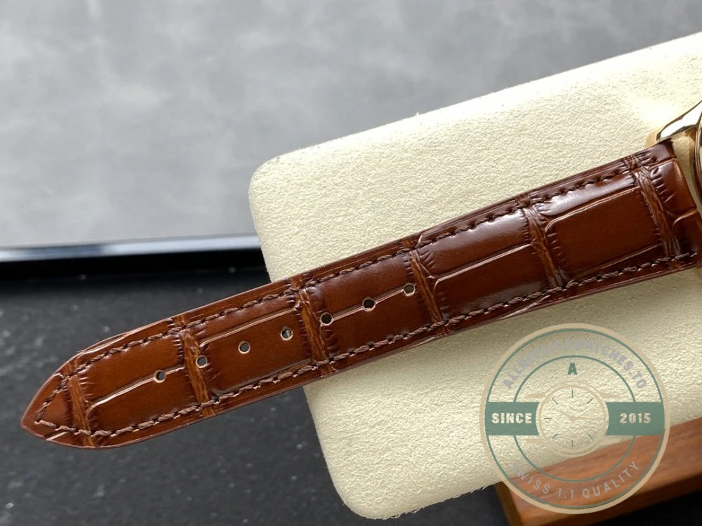 Replica Jaeger-LeCoultre Master Ultra Thin 39mm White Dial - Swiss-Made Clone Watch