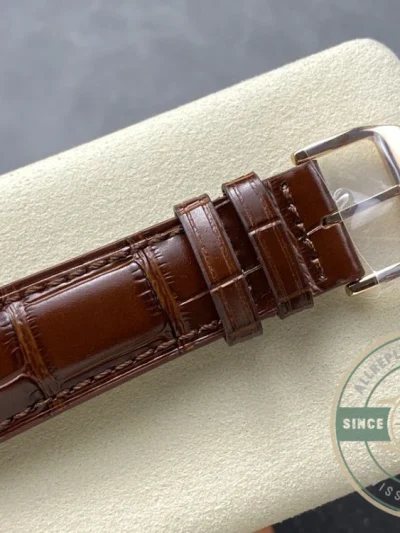 Replica Jaeger-LeCoultre Master Ultra Thin 39mm White Dial - Affordable Super Clone Watch