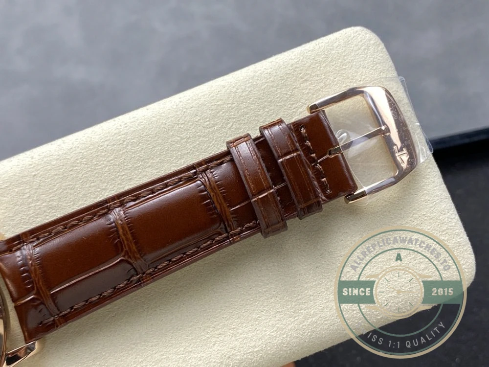 Replica Jaeger-LeCoultre Master Ultra Thin 39mm White Dial - Affordable Super Clone Watch