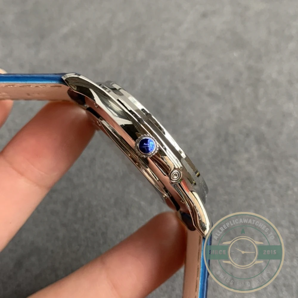 Replica Jaeger-LeCoultre Master Ultra Thin Réserve de Marche Blue Dial - Affordable Luxury Replica Timepiece