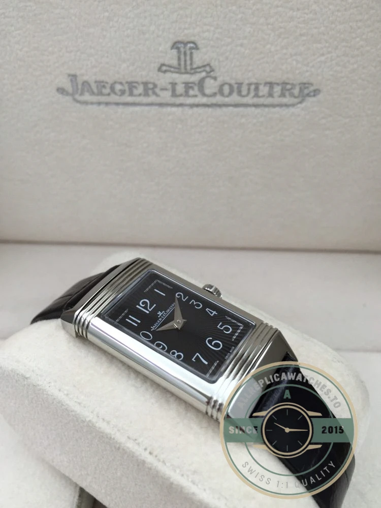 Replica Jaeger-LeCoultre Reverso 40mm x 20mm Black Dial - Premium Super Clone Watch