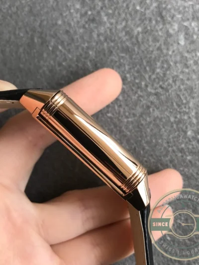 Replica Jaeger-LeCoultre Reverso Tribute A854A 30x47mm Rose Gold - Top-Tier Swiss Replica Watch
