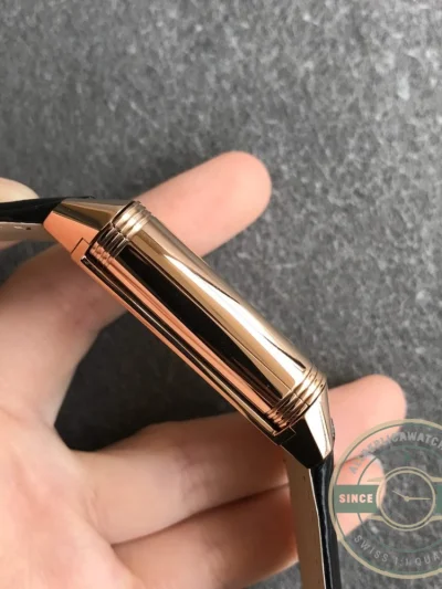 Replica Jaeger-LeCoultre Reverso Tribute A854A 30x47mm Rose Gold Square Dial - Affordable Luxury Replica Timepiece