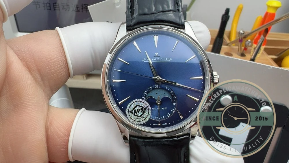 Replica Jaeger-LeCoultre Ultra-Thin Master Series 1368480 - Top-Tier Swiss Replica Watch