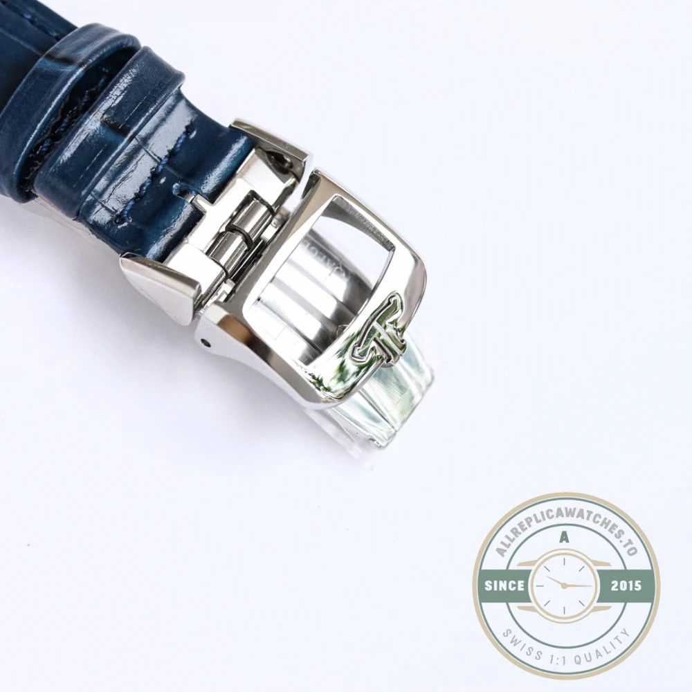 Replica Jaeger-LeCoultre Ultra-Thin Master Series 1368482 Blue Strap - Luxury Replica Watch