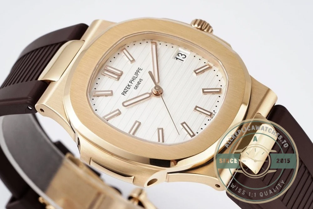 Replica Nautilus 5711-001 Patek Philippe 40 mm, Rose Gold, White Dial, Brown Rubber - Swiss-Made Clone Watch