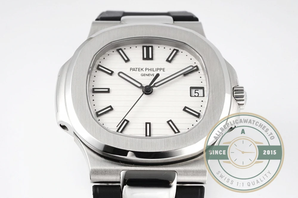 Replica Nautilus 5711-001 Patek Philippe 40 mm, White Dial, Black Rubber - Top-Tier Swiss Replica Watch