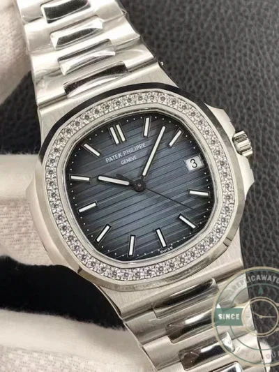 Replica Nautilus 5711-1300A-001 Patek Philippe 40 mm, Blue Dial Baguette Bezel - Affordable Luxury Replica Timepiece