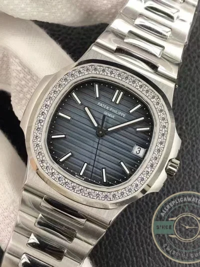 Replica Nautilus 5711-1300A-001 Patek Philippe 40 mm, Blue Dial Baguette Bezel - Swiss Movement Replica Watch