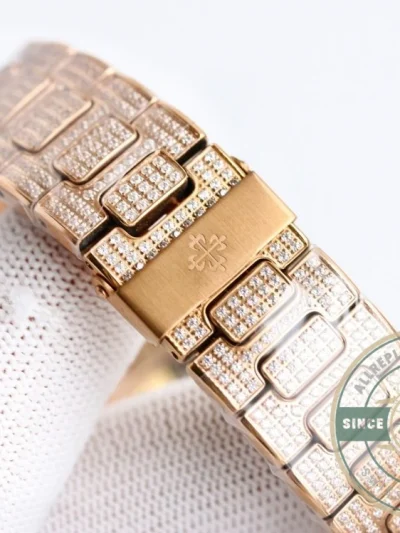 Replica Nautilus 5711-1300A-001 Patek Philippe 40 mm, Rose Gold Diamond Dial - Affordable Super Clone Watch