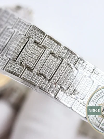 Replica Nautilus 5711-1300A-001 Patek Philippe 40 mm, White Dial, Iced Out - Swiss-Made Clone Watch
